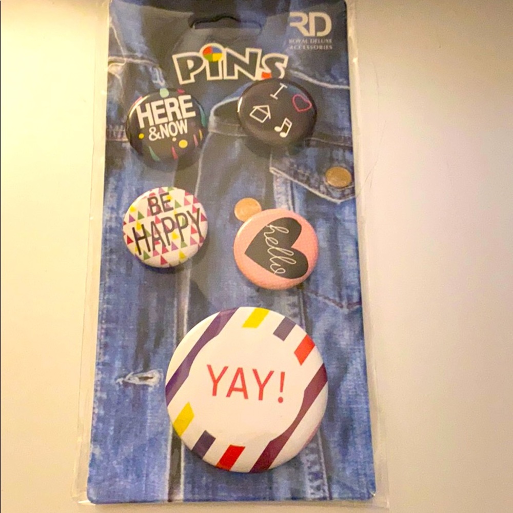 FUN BUTTONS